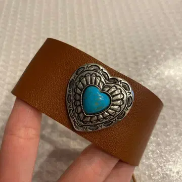 한정 판매! 현품 한정! 터콰이즈 실버 가죽 팔찌 브라운 성숙 캐주얼