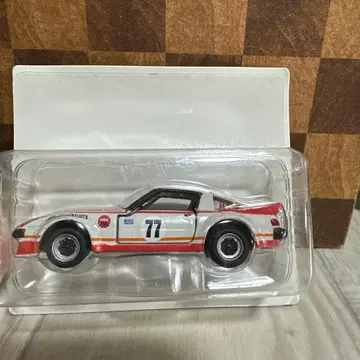 토미카 컬렉터 북 마쓰다 사반나 RX-7 데이토나 사양