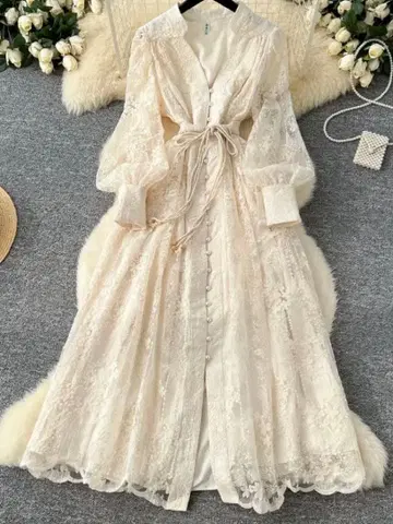 아이보리 레이스 롱 드레스