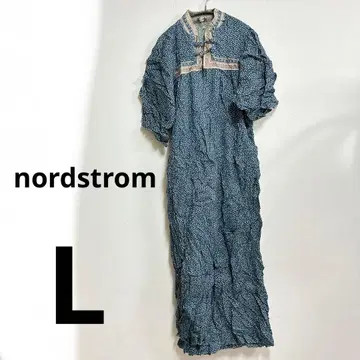 한 점뿐인 nordstrom 블루 화이트 꽃무늬 롱 원피스