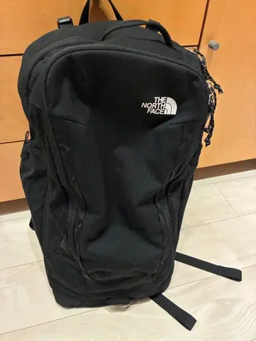 THE NORTH FACE 블랙 백팩