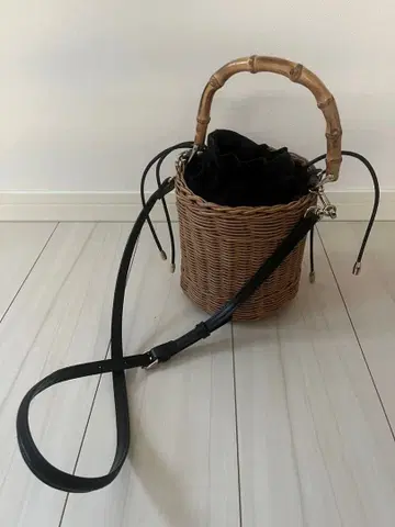 [ 컨디션 최상 ] ZARA 숄더백