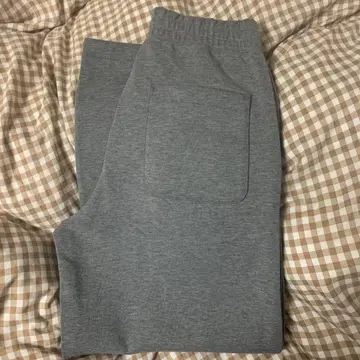 유니클로 c 그레이 맨투맨 와이드 팬츠 S 사이즈