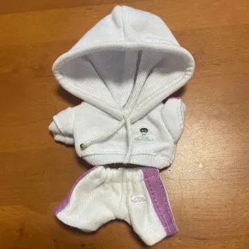 [ 새상품 ] BTS JIN 10cm 봉제 인형 의류