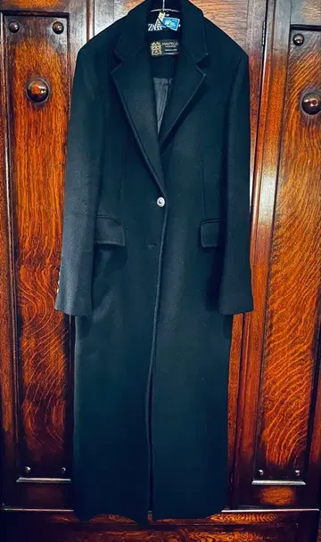 ZARA 블랙 롱 코트 M 사이즈 클리닝 완료