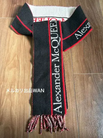 Alexander McQueen 머플러