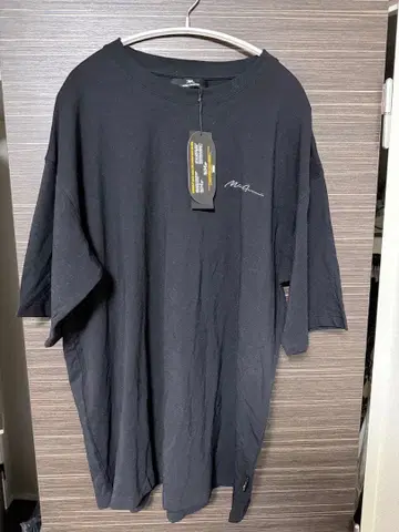 MATIN AVENIR 마탄아브니르 T셔츠 XL 블랙 아사쿠라 미쿠루