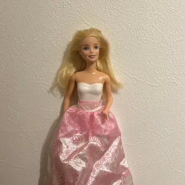 바비 인형 스팽글 드레스