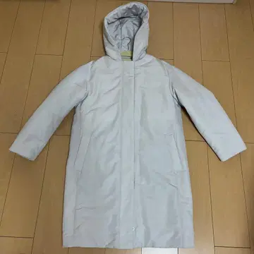 [ 새상품급 ] UNIQLO 하이브리드 다운 코쿤 코트 M 라이트 그레이