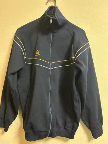 아식스 트랙 자켓