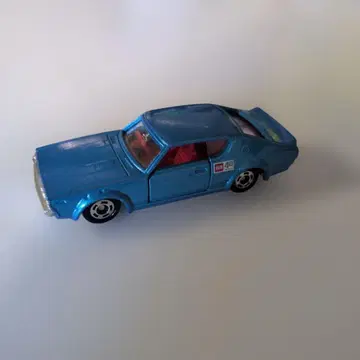 토미카 닛산 스카이라인 2000GT-X 블루