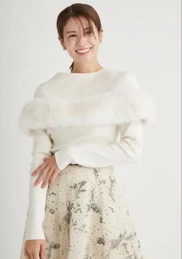 [ 새상품급 ] CELFORD 셀포드 화이트 퍼 니트 스웨터