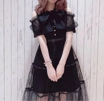 LIZ LISA 어깨 트임 티어드 원피스 레이스 블랙