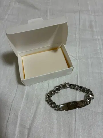 Stray kids 방찬 팔찌