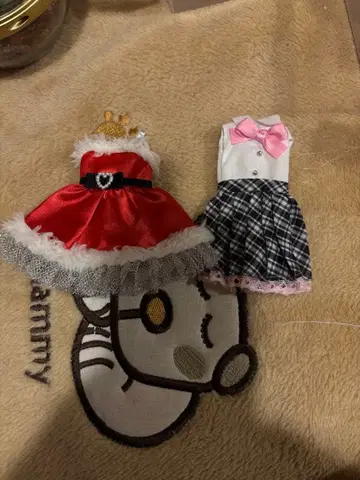 리카짱 옷 갈아입기 의류 2개 묶음 판매