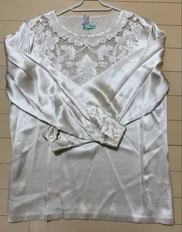 실크 100% 레이스 장식 긴팔 블라우스 베이지 사이즈 38