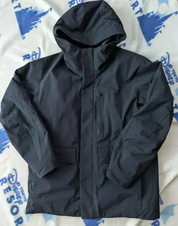 유니클로 하이브리드 다운 자켓 M 사이즈 네이비