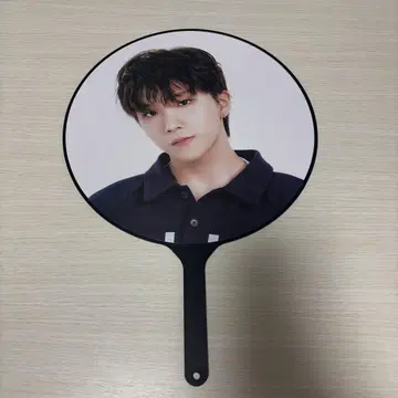 보이넥스트도어 운학 부채