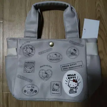 HELLO KITTY 50주년 기념 토트백