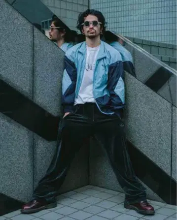 26cm 닥터마틴 1461 THE CLASH 3홀 신발