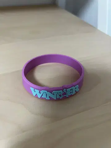 aespa winter 러버 밴드