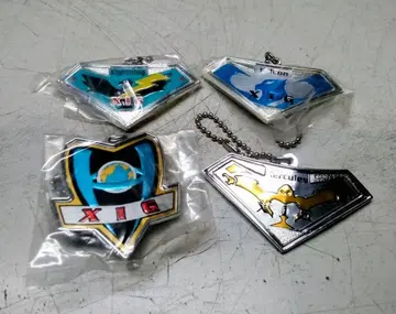 울트라맨 가이아 컨테이너 비클 부속 XIG 키링 4종 세트