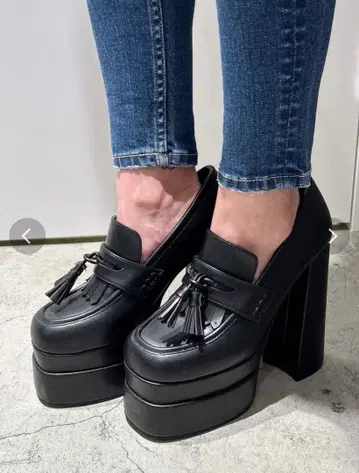 GYDA 제이다 청키힐 로퍼 펌프스