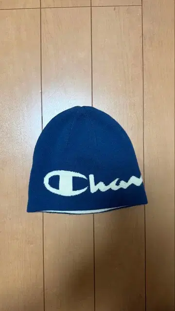 Champion x Zara 리버서블 비니 네이비 블루