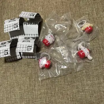 산리오 캐릭터즈 딸기 메지루시 액세서리 키티 마이멜로디