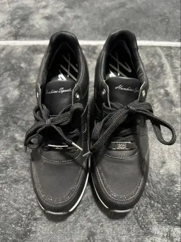 호킨스 Hawkins 힐업 스니커즈 23cm