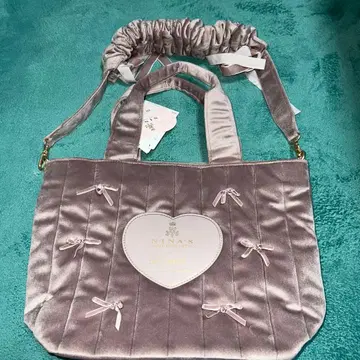 시마무라 아오키 미사코 NINA'S 콜라보 백 컬러 짙은 보라색