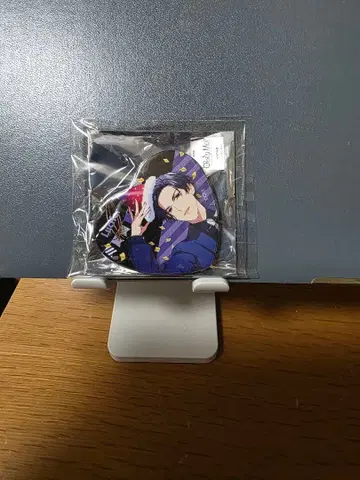 Obey Me! 루시퍼 캔뱃지