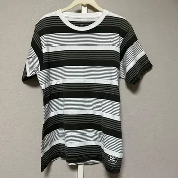 유니폼 익스페리먼트 유니폼 13SS 보더 티셔츠