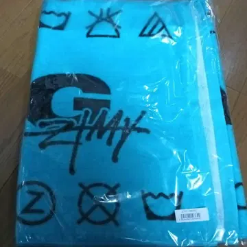 계속 한밤중이면 좋을 텐데 CLEANING 타월