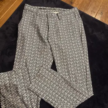 and per se 기하학 패턴 슬랙스 AMF5011F1 사이즈 85