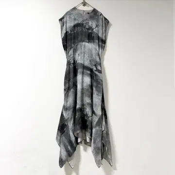 새상품 ALLSAINTS GIANNA NERISSA DRESS 전사