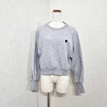 프로즈베일 맨투맨 트레이닝복 그레이 하트 로고 자수 ( F )