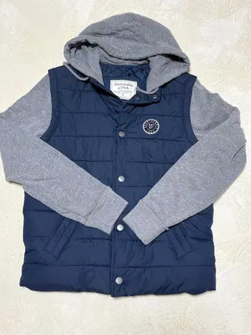 Abercrombie & Fitch 후드 부착 베스트 S 사이즈
