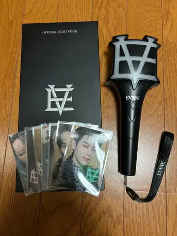 EVNNE OFFICIAL LIGHT STICK 포토 카드 포함