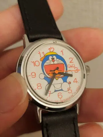 레어 레트로 도라에몽 손목시계 (수동 와인딩)