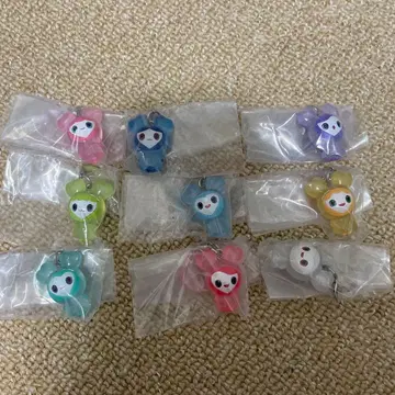 TWICE LOVELYS 마크 액세서리 묶음 판매