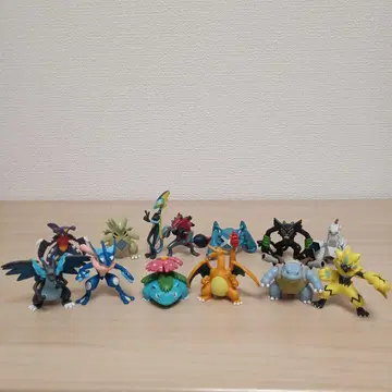 포켓몬 피규어 몬코레 제라오라 개굴닌자 리자몽 외 총 13체