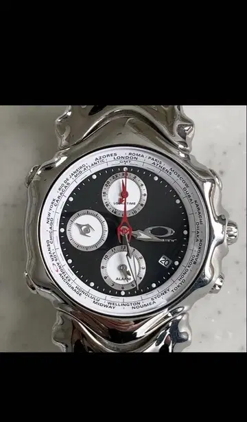 오클리 GMT 블랙 다이얼 작동품