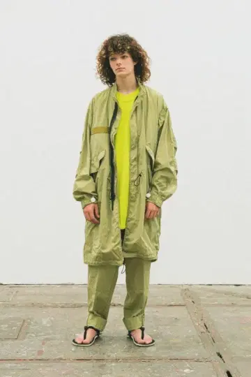 INNAT 모즈 후드티 그린 미사용 새상품