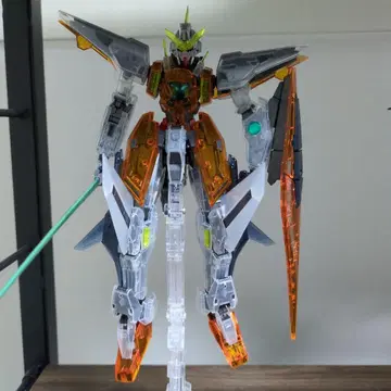 MG(마스터 그레이드) 건담 프라모델 건담 큐리오스 클리어 컬러