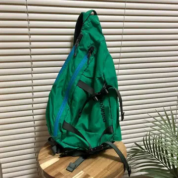 [ 기간 한정 가격 ] patagonia 그린 슬링백