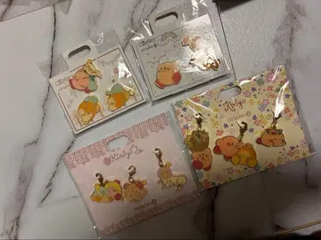 별의 커비 이츠데모 지퍼 참 핀 배지 세트