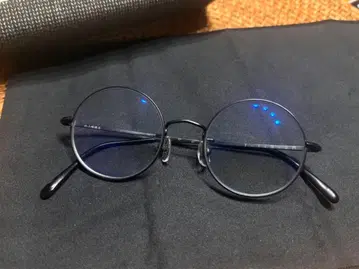 하쿠산 안경점 TITANIUM 티타늄 D7 안경 블랙