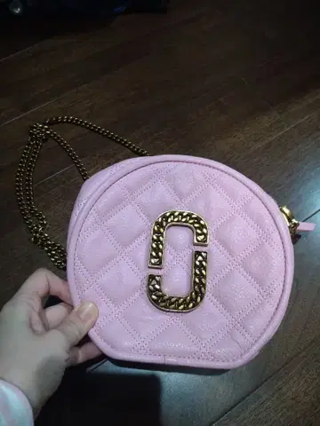 마크제이콥스 핑크 퀼팅 숄더백