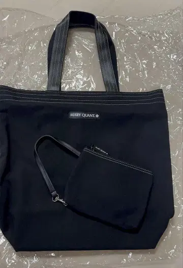 새상품 미사용 MARY QUANT 블랙 캠퍼스 토트백 미니 파우치 포함